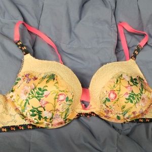 Victoria's Secret bra 36A